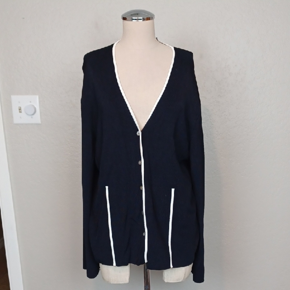 Dana Buchman Black Cardigan Size L